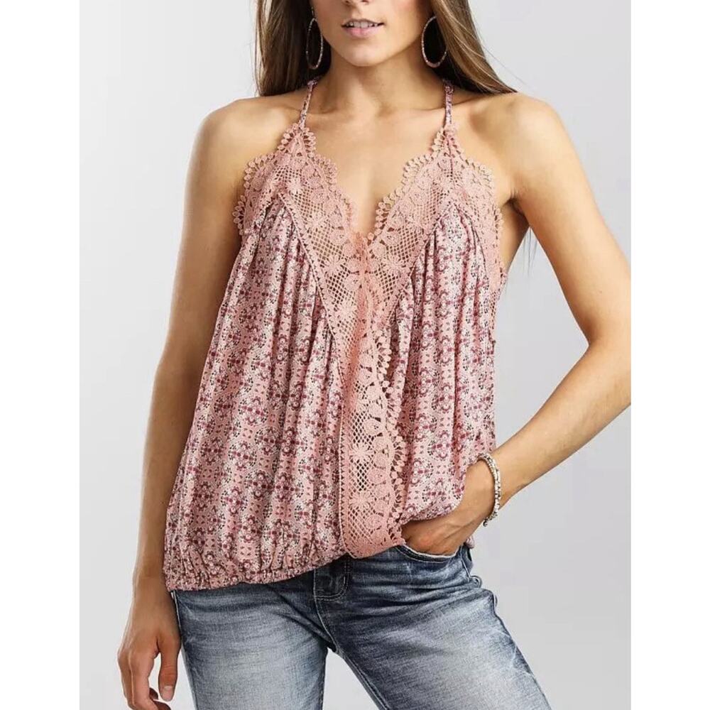 Daytrip Pink Floral Lace Trim Tank Top